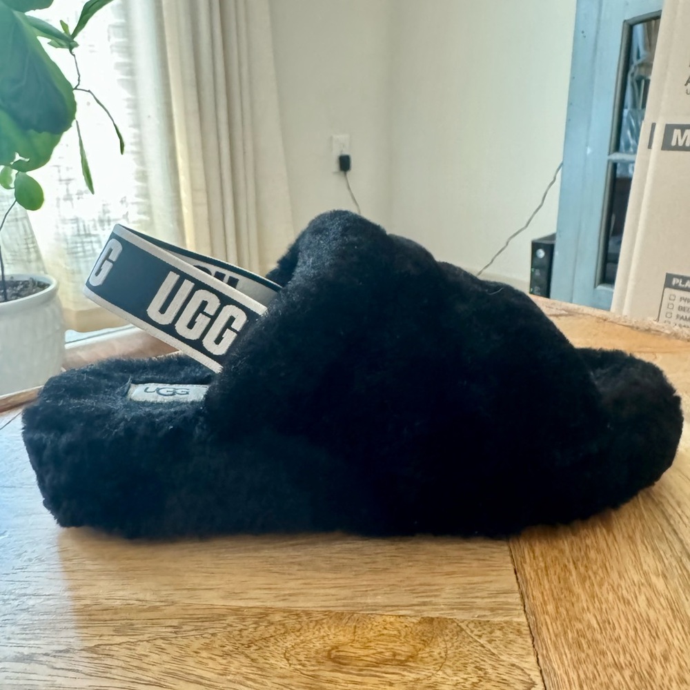 UGG Black Fluffy Slide Sandals